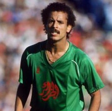 Lakhdar Belloumi (former Algerian player)