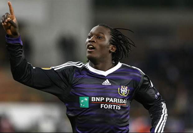 Real Madrid's hopes of beating Chelsea & Manchester City to Romelu Lukaku boosted as striker begins learning Spanish