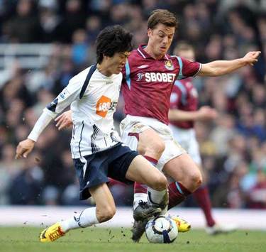 EPL: Scott Parker - Lee Chung-Yong, West Ham - Bolton (Getty Images) 