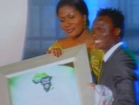 Dominic Adiyiah named the 2009 African Young Player