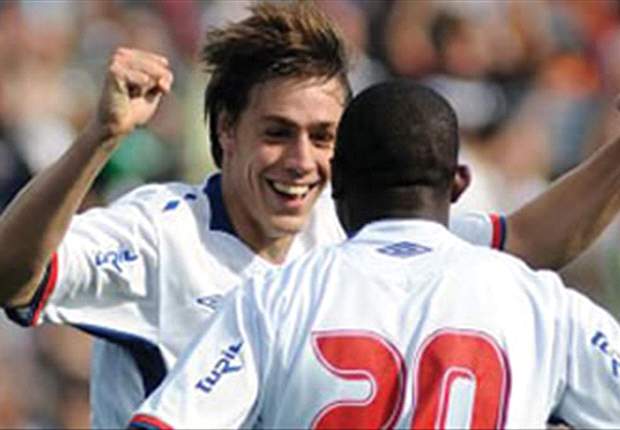 Sebastian Coates: Luis Suarez was key to Liverpool move