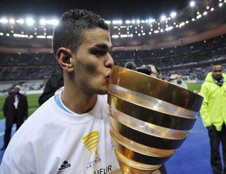 Ben Arfa kisses French league Cup