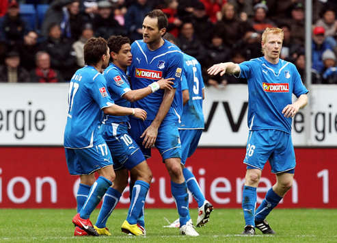 Hoffenheim jubelt über den Ausgleichstreffer von Simunic (Getty Images)