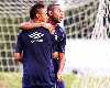 Neymar diz que Robinho está acima de si