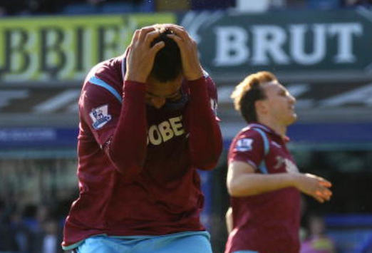 Mido Blames him self after lossing afrist goal with west ham in Everton