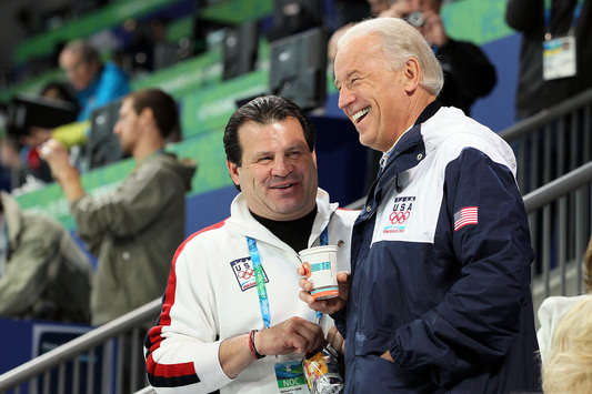 Joe Biden, Mike Eruzione (Getty)