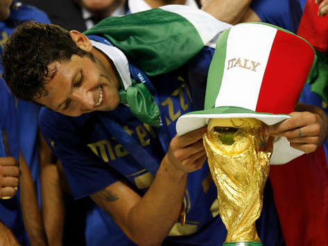 Materazzi, tras saber que Mourinho dejaba el Inter de Milán: Dios maldito me dejas con Benítez