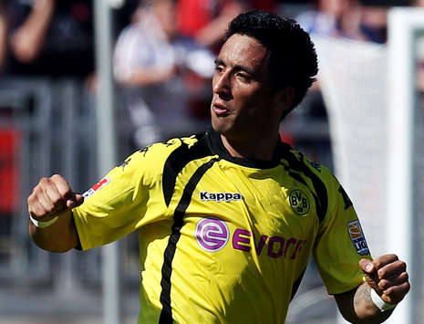 Bundesliga: 1. FC Nürnberg - Borussia Dortmund, Lucas Barrios (Getty Images)
