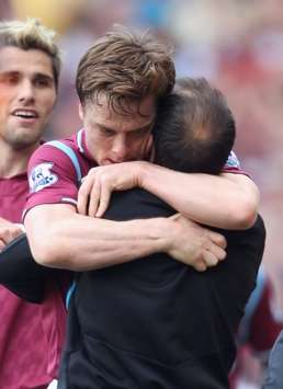 EPL: Scott Parker, Gianfranco Zola, West Ham v Wigan (Getty Images)