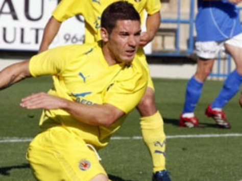 Real Murcia's Matilla sees red after foul-mouthed tirade against referee