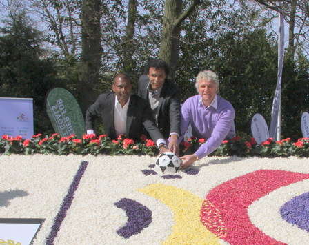 EXCLUSIVE: Holland & Belgium Have A Good Chance Of Hosting 2018 World Cup - Pierre Van Hooijdonk