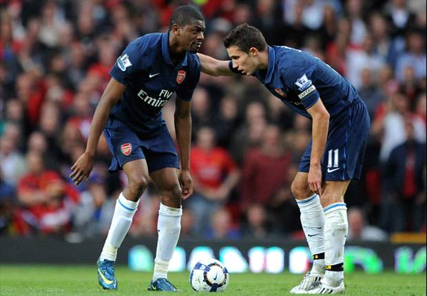 Abou Diaby & Robin van Persie involved in dressing room row during Arsenal's victory over Blackpool - report