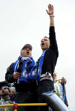 Carlo Ancelotti & John Terry, Chelsea Parade (Getty Images)