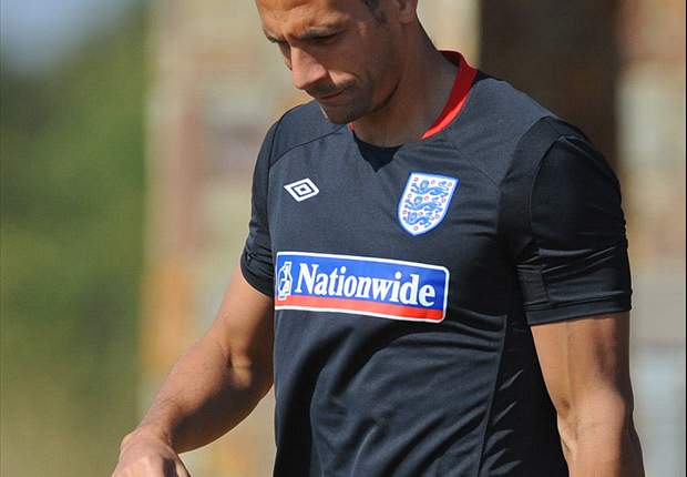 Sir Alex Ferguson reveals Rio Ferdinand has trained with Manchester United this week